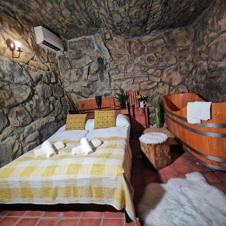 Hotel U Cisare Iii. Mělník Exteriör bild